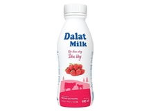 Sữa chua uống Dalat milk vị dâu tây 500ml